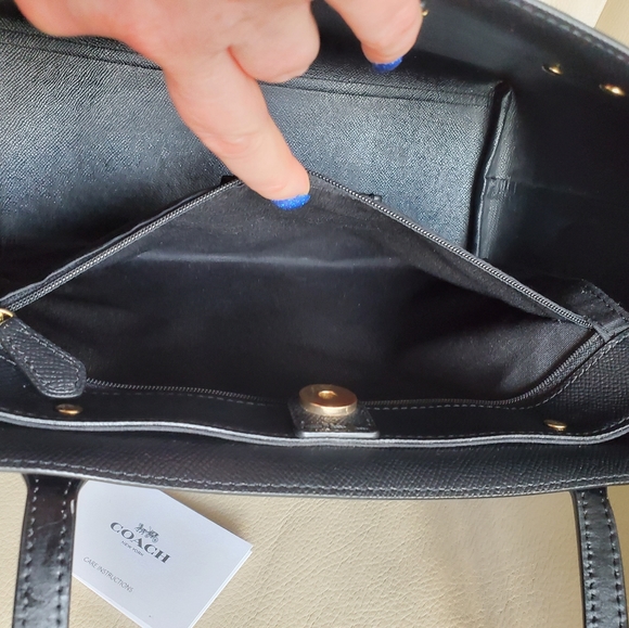 NWT - Coach Tote "C" Icon - Picture 8 of 8